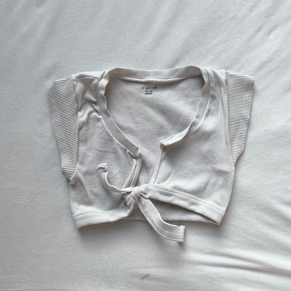 white ribbed cropped front tie Urban outfitters top - Picture 1 of 9